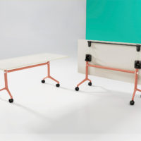 UR Folding Table orange