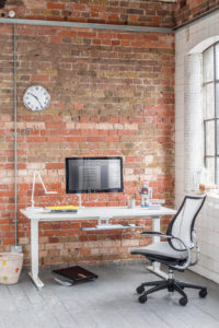 Humanscale Float height adjustable desk with Liberty chair