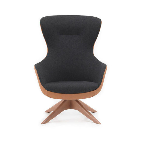 queen armchair timber back and pyramid frame