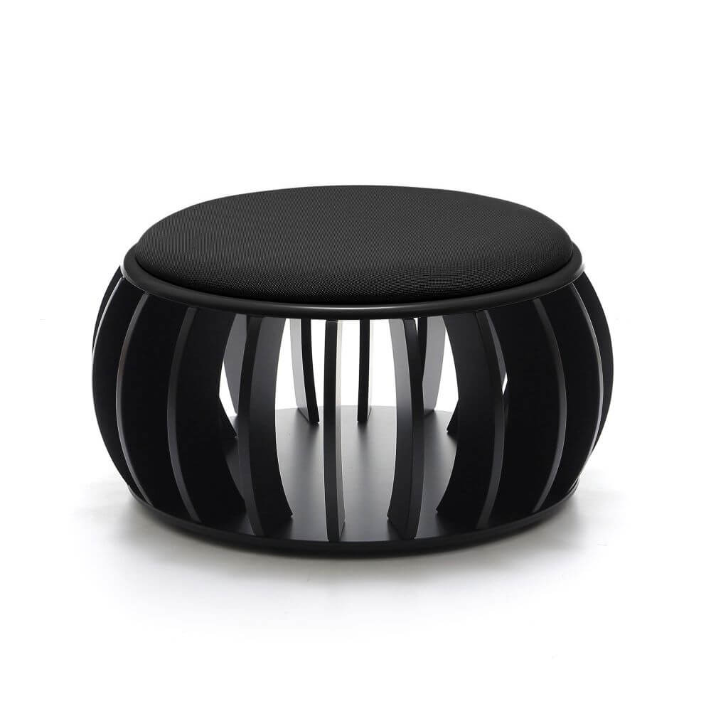 C-Anemone in black with seat upholstered in black