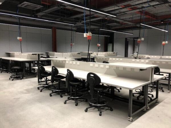 Merrit Laboratory Bench